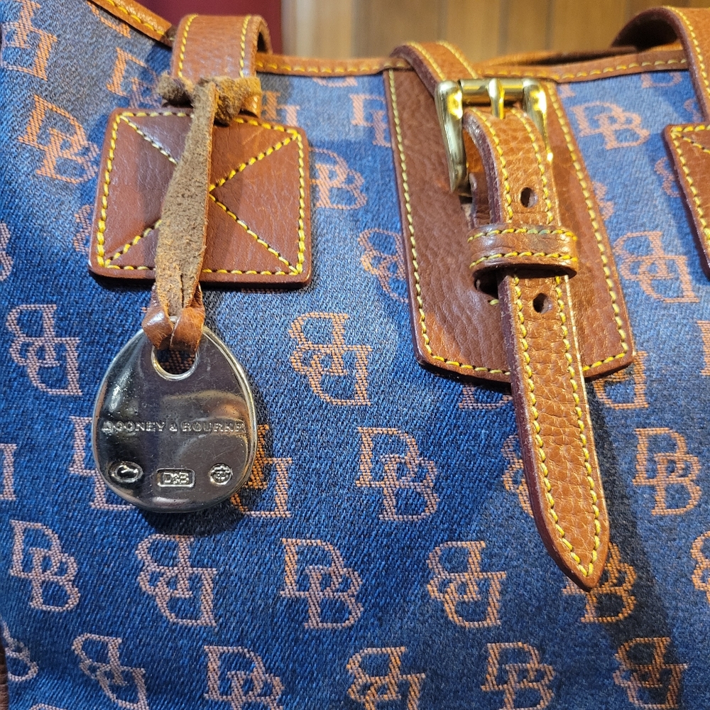Dooney & Bourke Denim designer bag - Picture 3 of 9